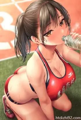 巨乳高中生的强迫露出